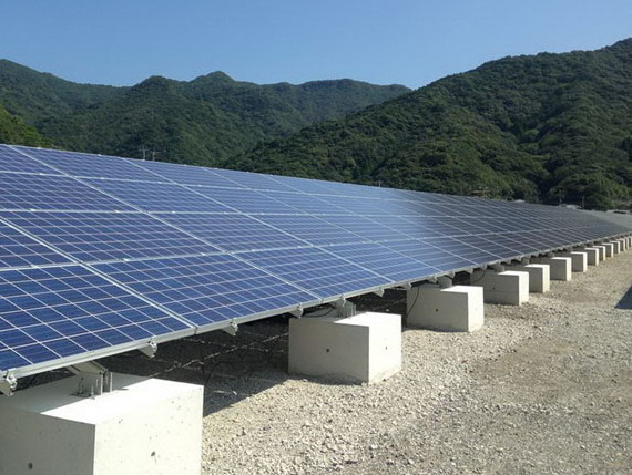 وصلت kingfeels solar إلى مشروع ميغاوات للطاقة الشمسية الكهروضوئية مع العملاء اليابانيين
